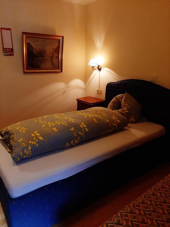 Gaestehaus Taubensee Guest house Oberwoessen